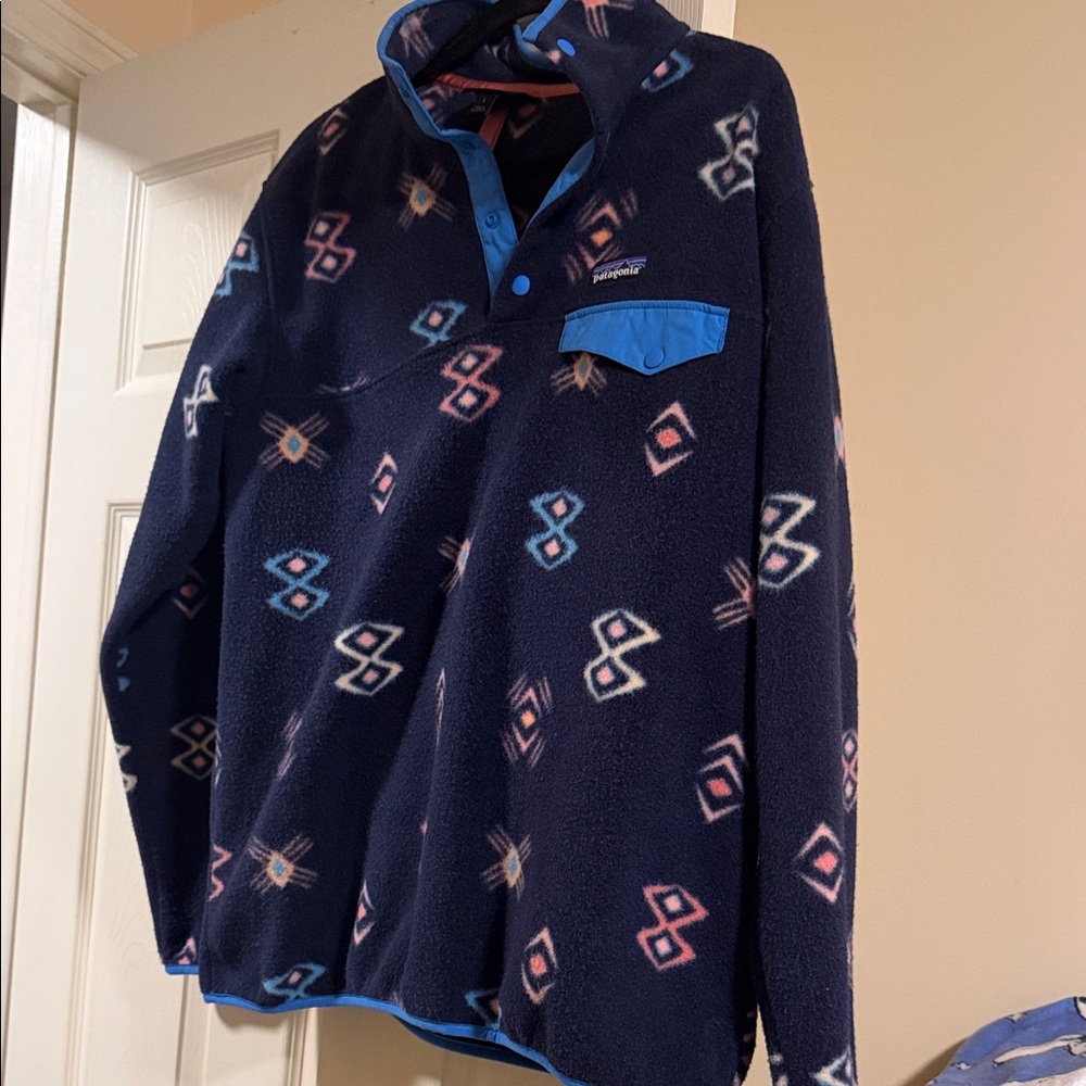 Patagonia Women’s Navy Fleece Jacket